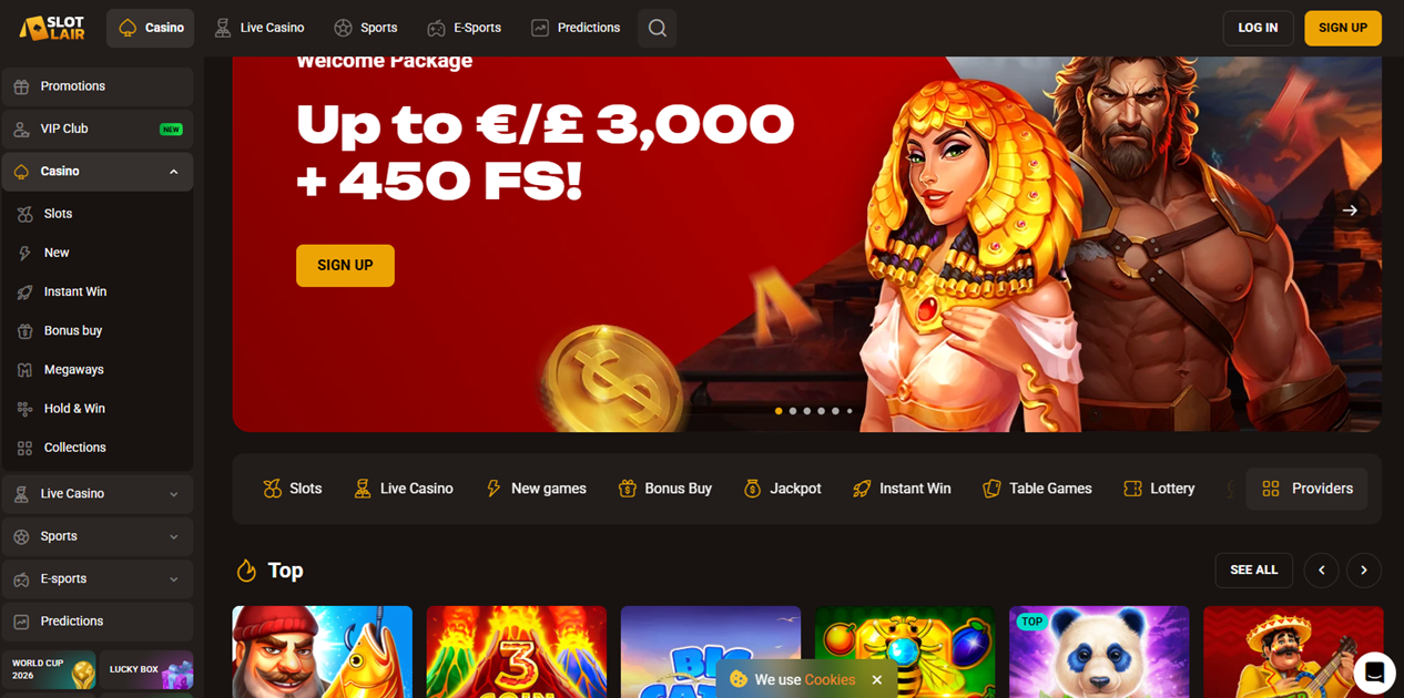 SlotLair casino homepage and welcome package